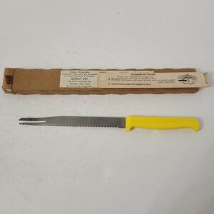 Vintage QUIKUT Grapefruit Knife Split Tip 2 Serrations with Original Box USA NOS